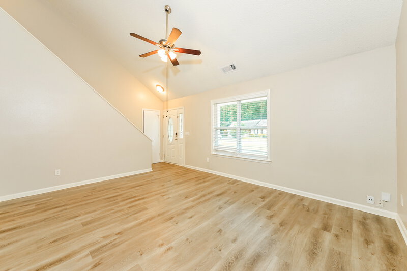 1,815/Mo, 1612 Picadilly Ct NE Conyers, GA 30013 Misc View