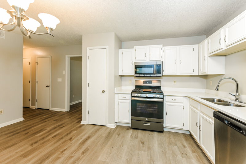 1,815/Mo, 1612 Picadilly Ct NE Conyers, GA 30013 Misc View 4