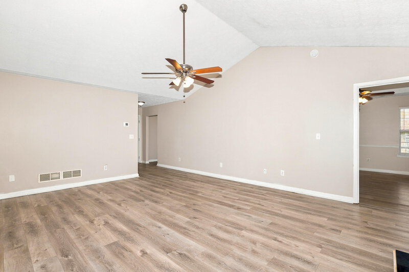 1,795/Mo, 322 Fallview Dr McDonough, GA 30253 Family Room View