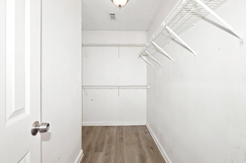 1,795/Mo, 322 Fallview Dr McDonough, GA 30253 Primary Closet View