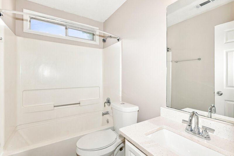 1,795/Mo, 322 Fallview Dr McDonough, GA 30253 Bathroom View