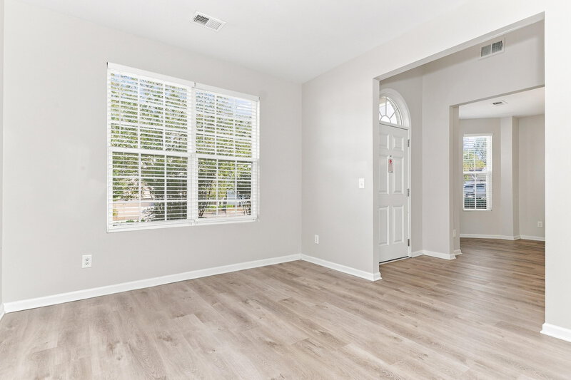 2,200/Mo, 298 Summit View Dr McDonough, GA 30253 Living Room View