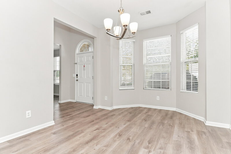 2,200/Mo, 298 Summit View Dr McDonough, GA 30253 Dining Room View