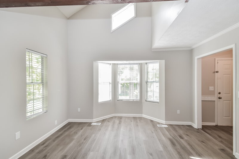 2,270/Mo, 5897 Brookside Dr SE Mableton, GA 30126 Living Room View 4