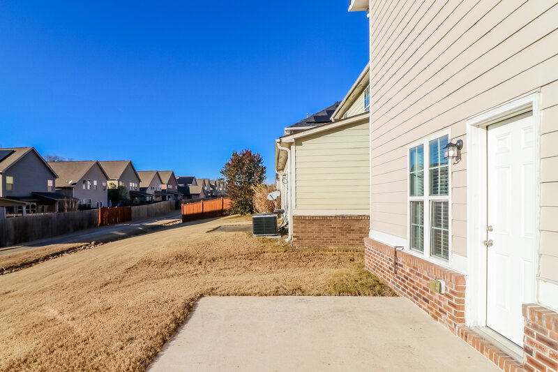 2,135/Mo, 2545 Oakleaf Ridge Lithonia, GA 30058 Rear View