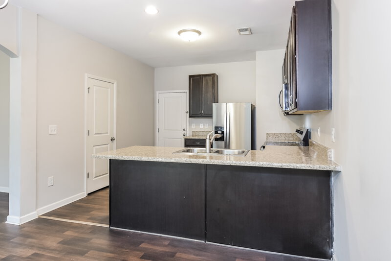 2,120/Mo, 255 Magnaview Dr McDonough, GA 30253 Dining Room View 2
