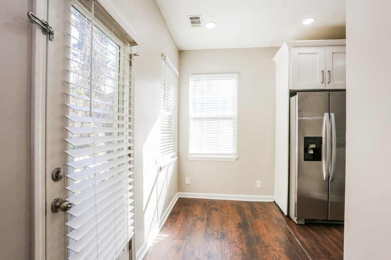 1,985/Mo, 4581 Doral Dr SW Atlanta, GA 30331 Dining Room View