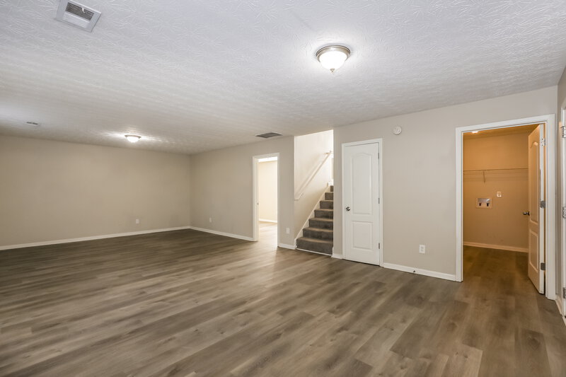 2,480/Mo, 6473 E Meyer Dr Morrow, GA 30260 Living Room View 2