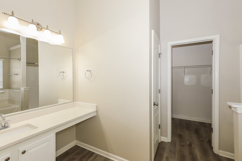 2,480/Mo, 6473 E Meyer Dr Morrow, GA 30260 Main Bathroom View