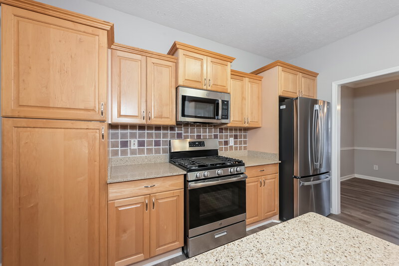 1,830/Mo, 35 Winchester Ct Covington, GA 30016 Kitchen View