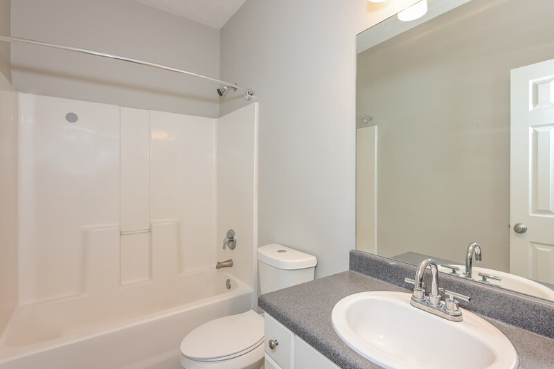 1,830/Mo, 35 Winchester Ct Covington, GA 30016 Bathroom View