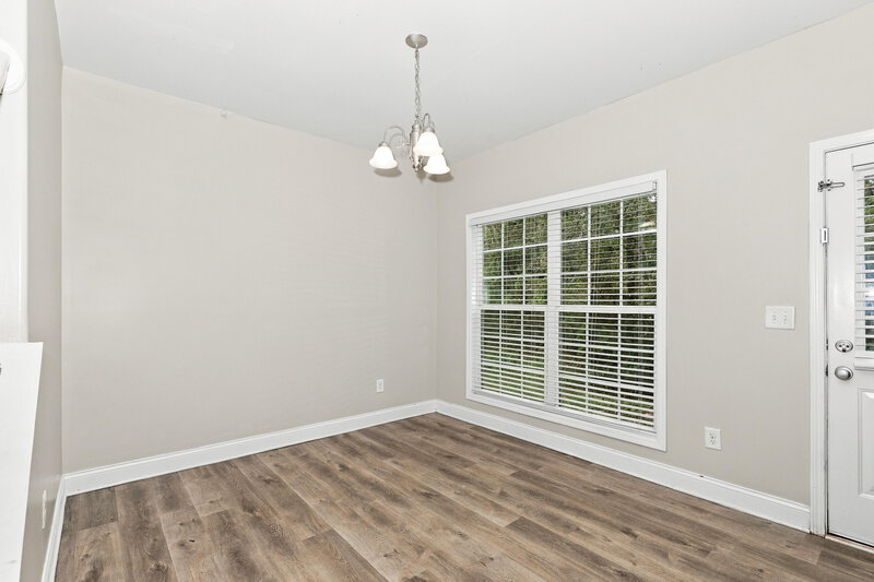 1,950/Mo, 172 Tyre Dr McDonough, GA 30253 Dining Room View 2