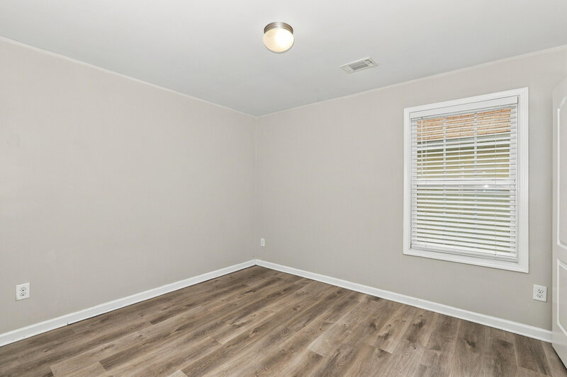 1,950/Mo, 172 Tyre Dr McDonough, GA 30253 Bedroom View
