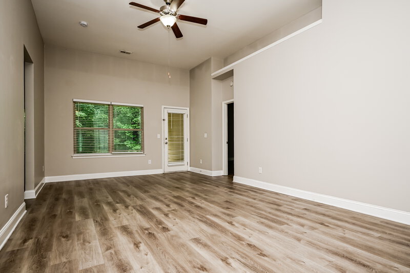 2,370/Mo, 4974 Summersun Drive Morrow, GA 30260 Living Room View