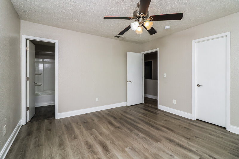 2,460/Mo, 2959 Sugarcreek Ln SE Atlanta, GA 30316 Main Bedroom View 2