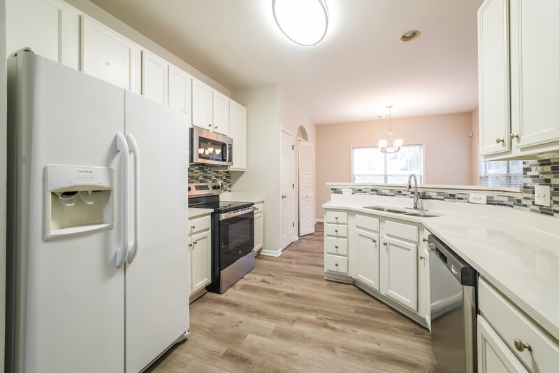 1,910/Mo, 2650 Neighborhood Walk S Villa Rica, GA 30180 Kitchen View