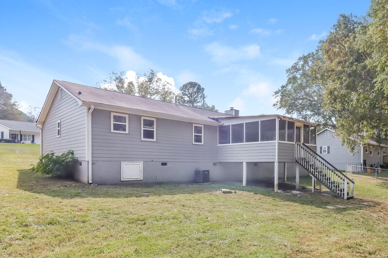 2,370/Mo, 909 N Lassetter Cir Villa Rica, GA 30180 Rear View