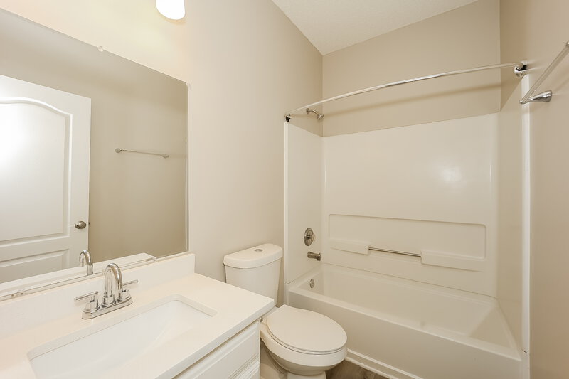 2,285/Mo, 303 Tara Beach Ln Jonesboro, GA 30238 Bathroom View