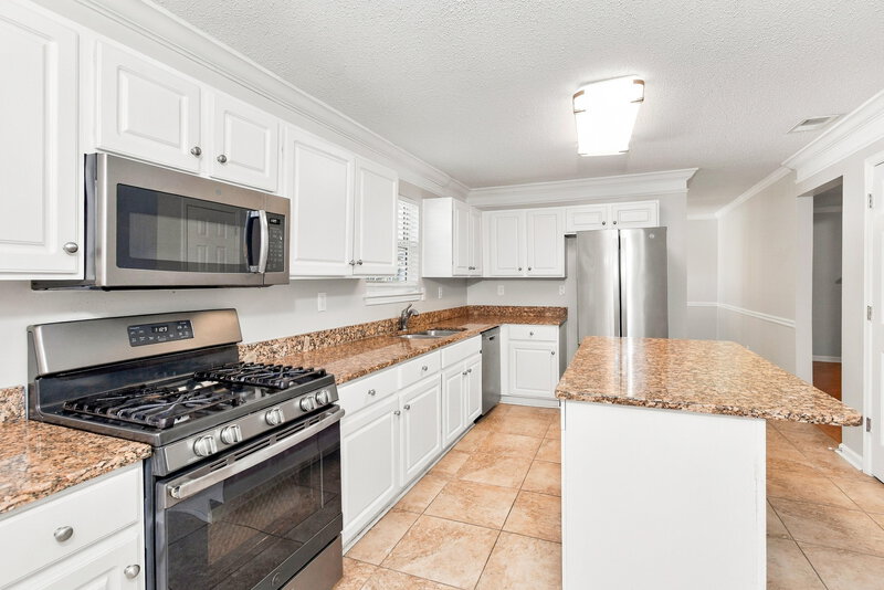 2,000/Mo, 4556 Raptor Trl Douglasville, GA 30135 Kitchen View