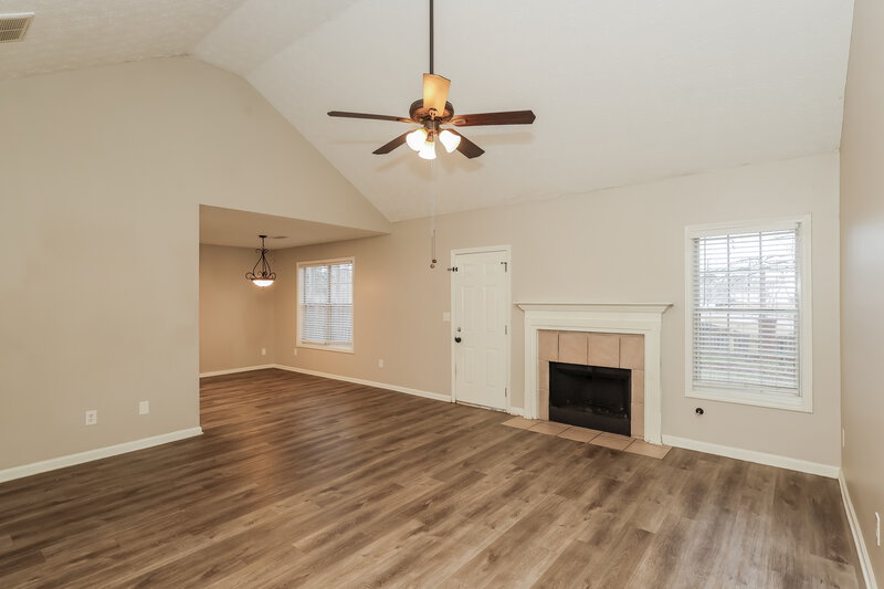 1,765/Mo, 11468 Vinea Way Hampton, GA 30228 Living Room View 2
