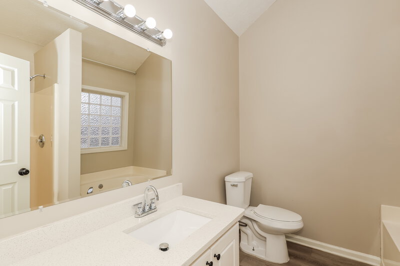 1,765/Mo, 11468 Vinea Way Hampton, GA 30228 Main Bathroom View