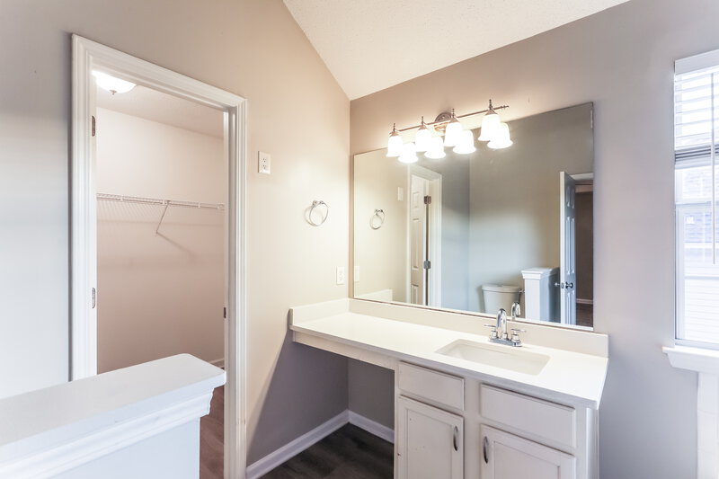 3,010/Mo, 125 Titan Rd Stockbridge, GA 30281 Main Bathroom View