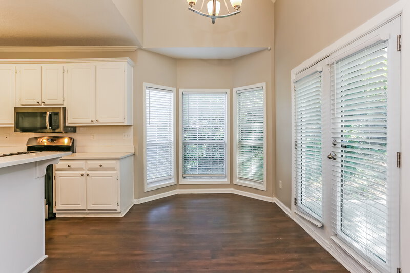 1,955/Mo, 2337 Reeves Creek Rd Jonesboro, GA 30236 Breakfast Nook View