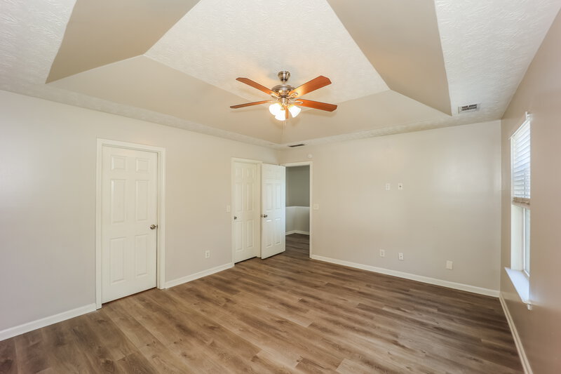 1,850/Mo, 4541 Parkway Cir Atlanta, GA 30349 Main Bedroom View 2