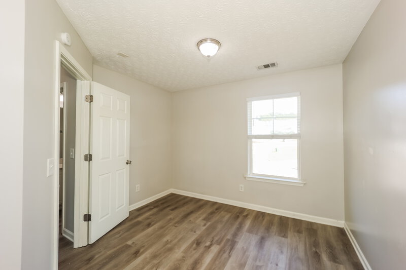 1,850/Mo, 4541 Parkway Cir Atlanta, GA 30349 Bedroom View