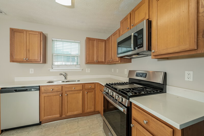 2,055/Mo, 4353 Grant Forest Cir Ellenwood, GA 30294 Kitchen View