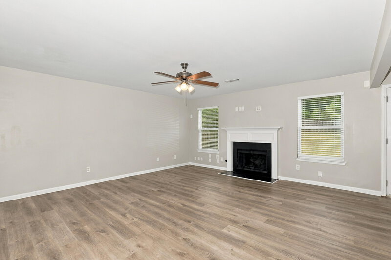 1,965/Mo, 101 Emporia Loop McDonough, GA 30253 Living Room View