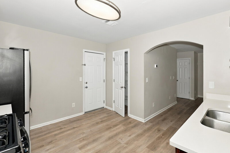 1,965/Mo, 101 Emporia Loop McDonough, GA 30253 Kitchen View 2