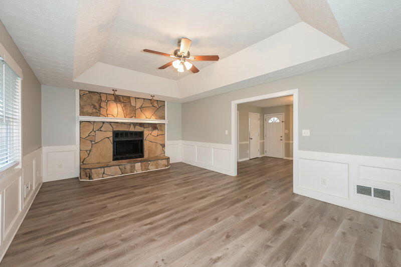 2,055/Mo, 1260 Rocky Rd Lawrenceville, GA 30044 Living Room View