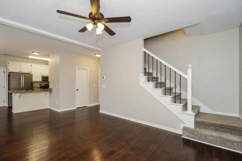 2,460/Mo, 40 Forest Pt Newnan, GA 30265 Living Room View 2