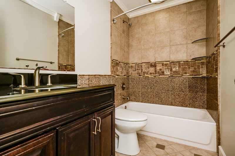 1,945/Mo, 2600 Trotters Walk Trl Snellville, GA 30078 Bathroom View