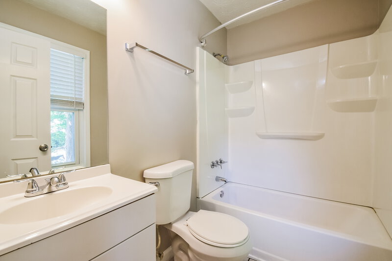 2,005/Mo, 3210 Fescue Circle Lawrenceville, GA 30044 Bathroom View