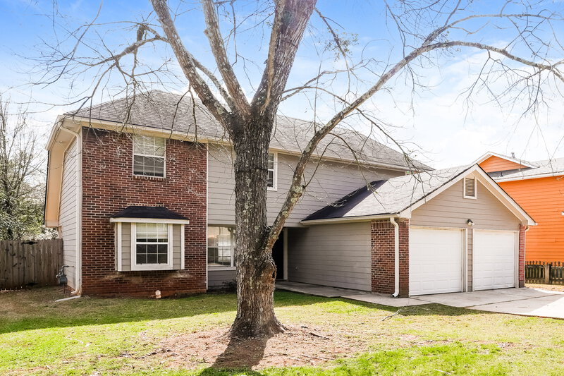 2,120/Mo, 1959 Corners Cir Lithonia, GA 30058 Front View