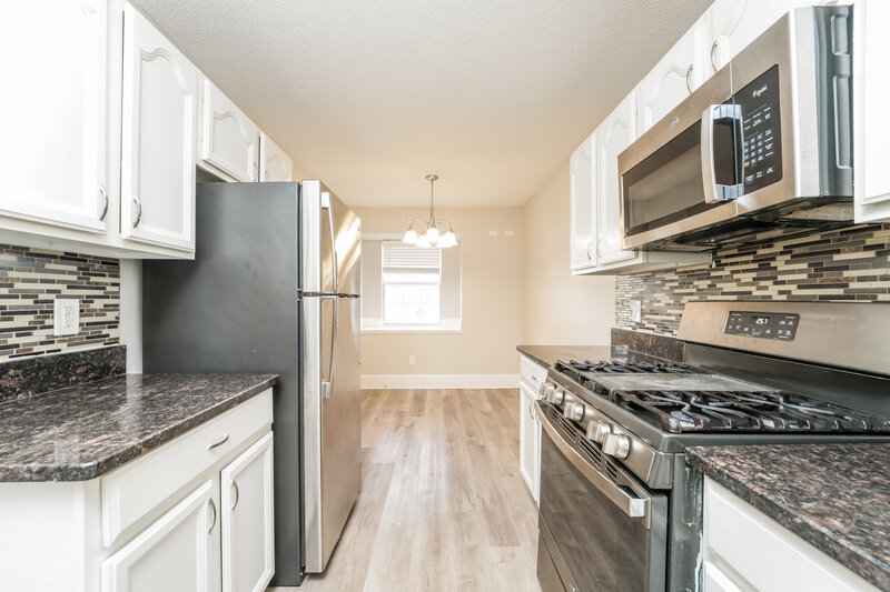 2,120/Mo, 1959 Corners Cir Lithonia, GA 30058 Kitchen View