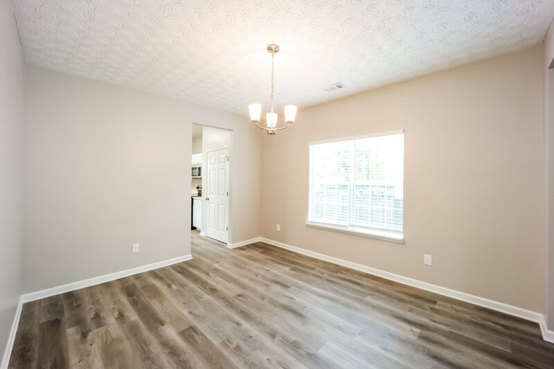 2,565/Mo, 3505 Creekview Dr Union City, GA 30291 Dining Room View