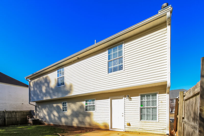 2,125/Mo, 6432 E Meyer Dr Morrow, GA 30260 Rear View 3