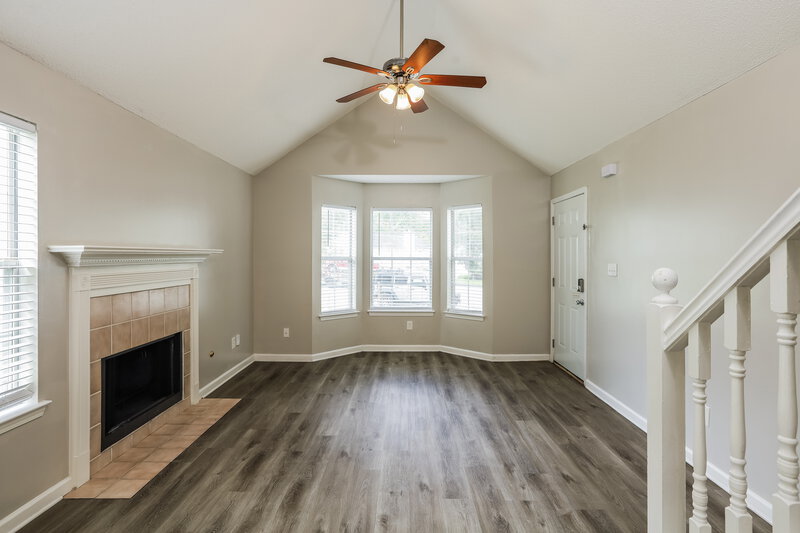 1,720/Mo, 1376 Camrose Court Douglasville, GA 30134 Living Room View