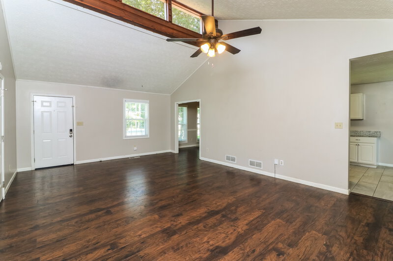 1,850/Mo, 2408 Chauncey Lane SW Marietta, GA 30064 Living Room View 2
