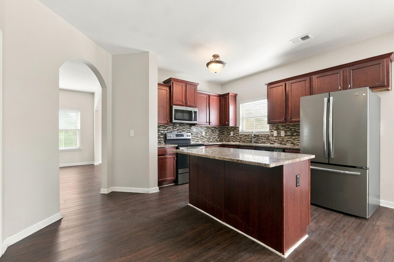 2,315/Mo, 11103 Wind Ridge Dr Hampton, GA 30228 Kitchen View