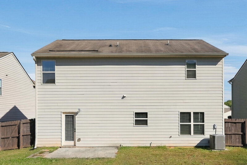 2,315/Mo, 11103 Wind Ridge Dr Hampton, GA 30228 Rear View