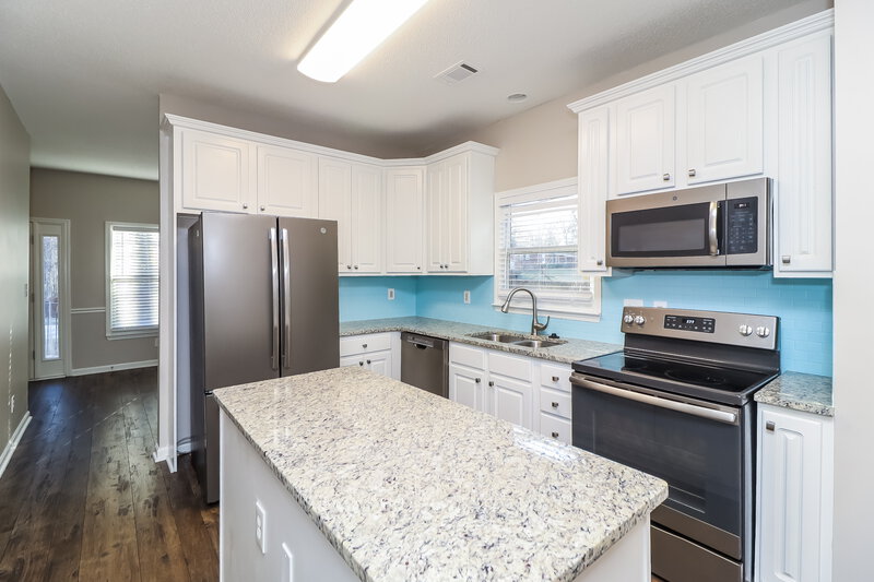 2,020/Mo, 2759 Jerome Rd Atlanta, GA 30349 Kitchen View