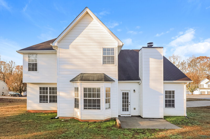 2,050/Mo, 1103 Village Oaks Jonesboro, GA 30238 Rear View