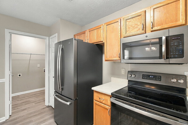 1,690/Mo, 5121 Lynxs Cir SW Covington, GA 30014 Kitchen View