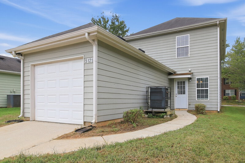 1,690/Mo, 5121 Lynxs Cir SW Covington, GA 30014 Rear View