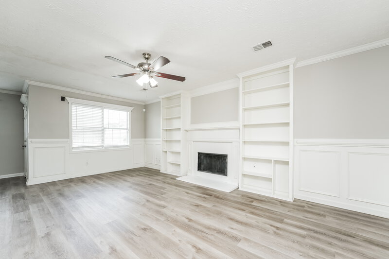 2,060/Mo, 1520 Rose Pointe Dr Loganville, GA 30052 Living Room View