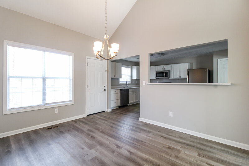 2,100/Mo, 100 Syracuse Ln Covington, GA 30016 Dining Room View